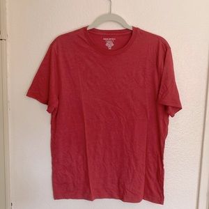 Banana Republic heathered red tshirt
